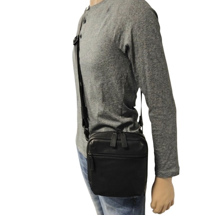 Saccoo VIRGEN Cross Bag black